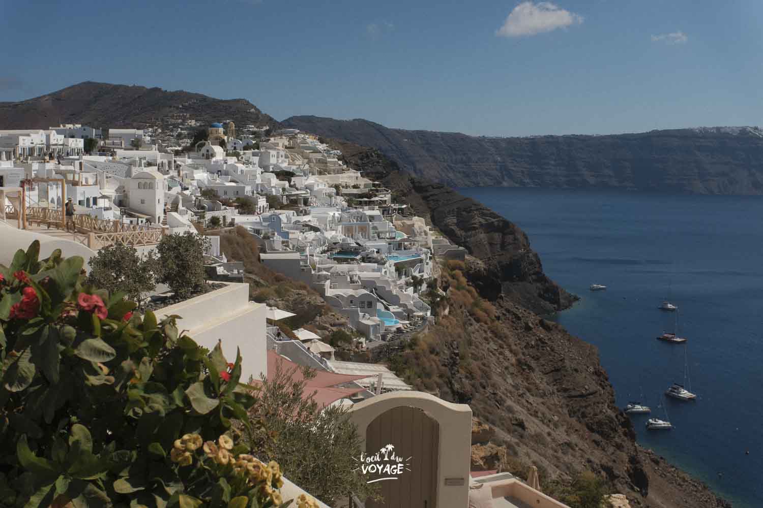 Visiter Santorin, photographie de voyage dans les Cyclades.