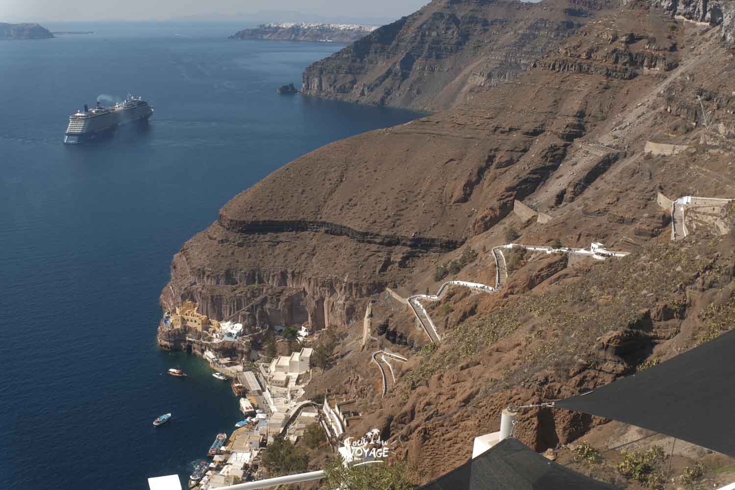Visiter Santorin, photographie de voyage.