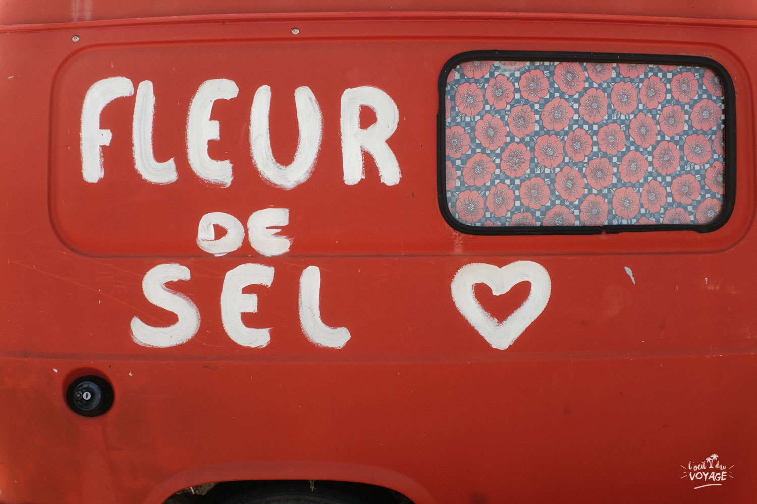 EXPLORE THE ILE DE RE BY BIKE